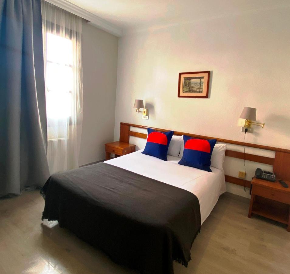 Hotel Lauaxeta Etxea Mungia Buitenkant foto