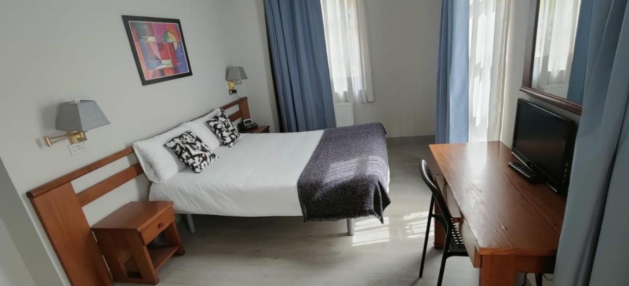 Hotel Lauaxeta Etxea Mungia Buitenkant foto